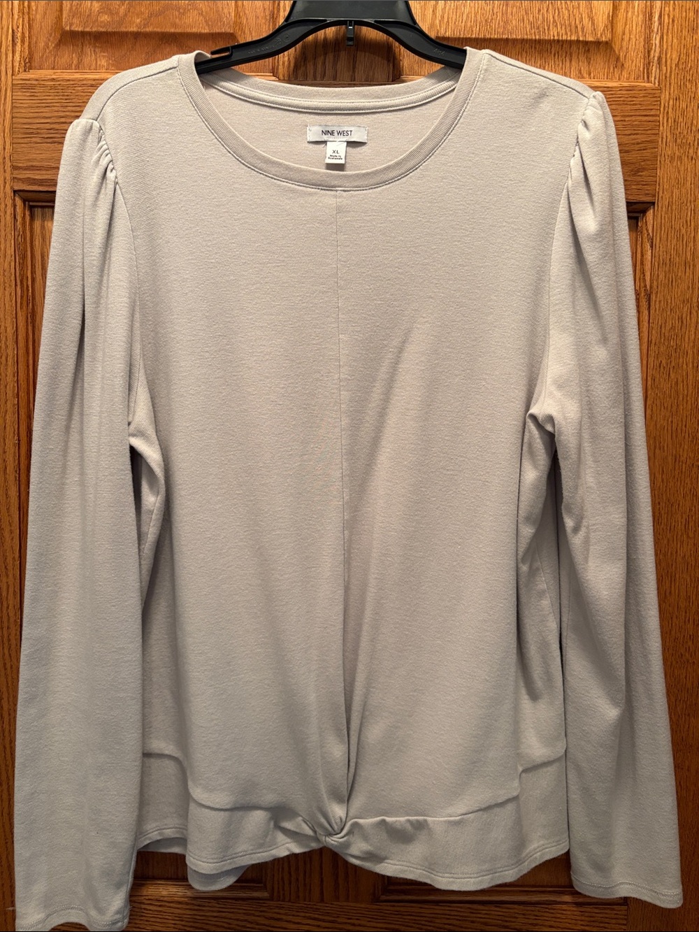 Nine West Light Gray Long Sleeve Twist-Hem Top